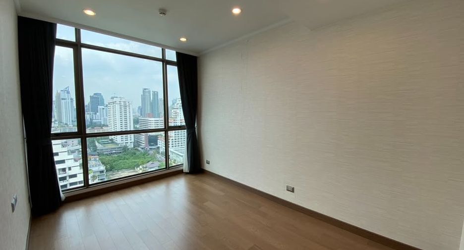 For rent and for sale 2 bedrooms condo in Watthana, Bangkok