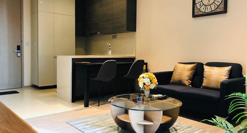 For rent 1 bed condo in Watthana, Bangkok