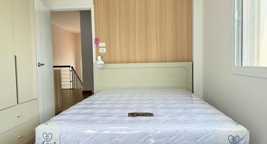 À louer 3 chambres maison à Watthana, Bangkok