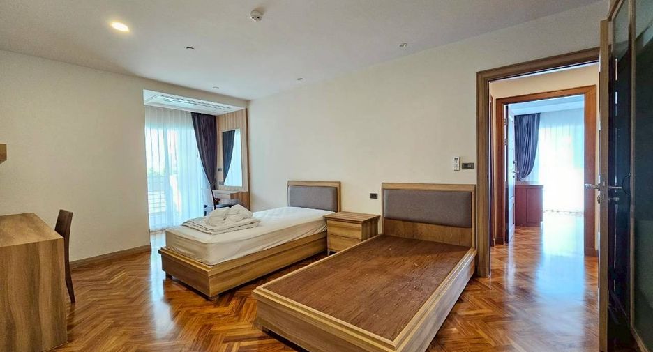 Аренда 3 спальни кондо в Кхлонг Тоеи, Бангкок