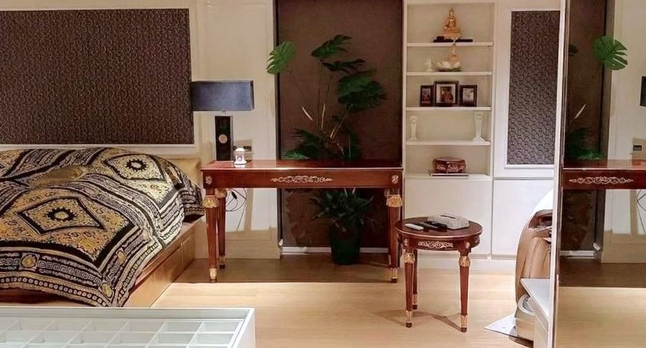 Condo en alquiler y en venta de 3 habitaciones en Pathum Wan, Bangkok