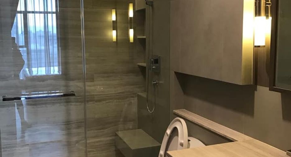 For rent 1 bed condo in Sathon, Bangkok