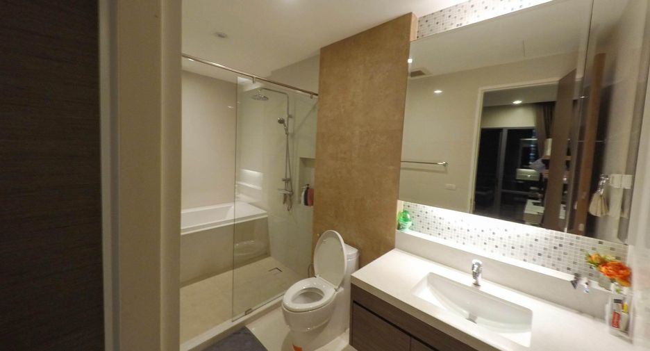 For rent and for sale 2 bedrooms condo in Khlong Toei, Bangkok