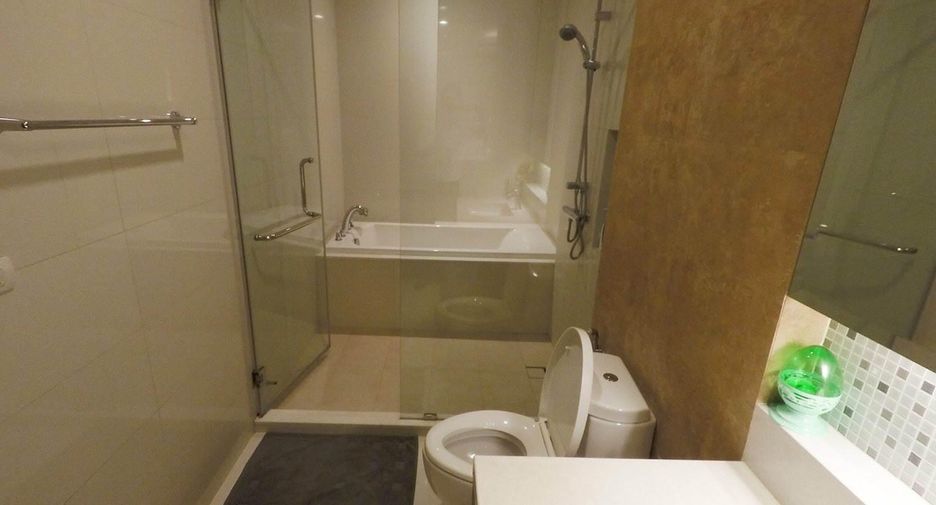 For rent and for sale 2 bedrooms condo in Khlong Toei, Bangkok