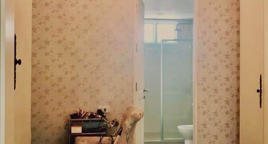 Reihenhaus zur Miete mit 4 Zimmer in Watthana, Bangkok