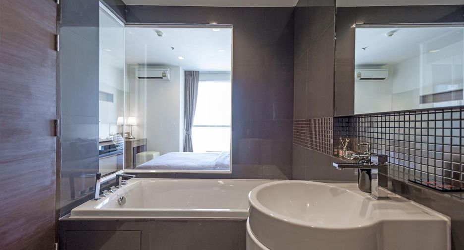 Condo en alquiler de 1 habitaciones en Sathon, Bangkok