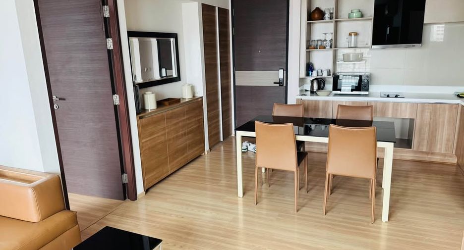 À louer 2 chambres condo à Sathon, Bangkok