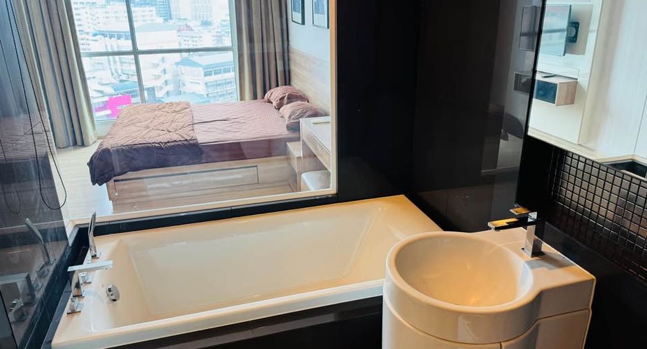 À louer 2 chambres condo à Sathon, Bangkok