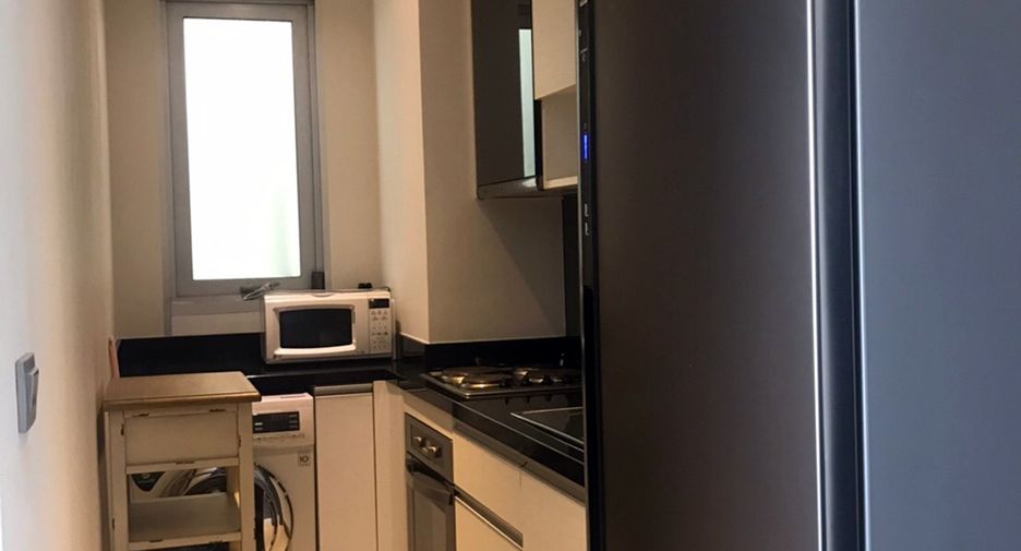 Condo en alquiler de 2 habitaciones en Khlong Toei, Bangkok