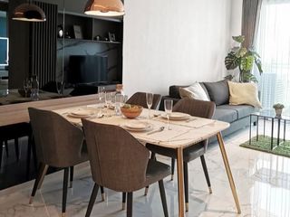 Condo en alquiler de 2 habitaciones en Khlong Toei, Bangkok