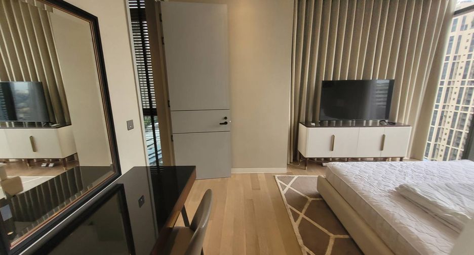 For rent 2 bedrooms condo in Khlong Toei, Bangkok