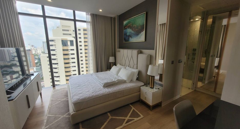 For rent 2 bedrooms condo in Khlong Toei, Bangkok