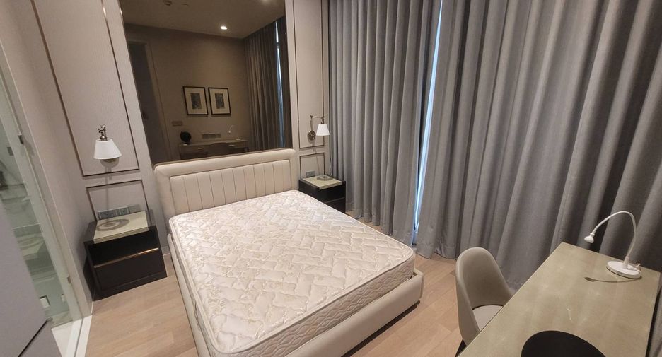 For rent 2 bedrooms condo in Khlong Toei, Bangkok