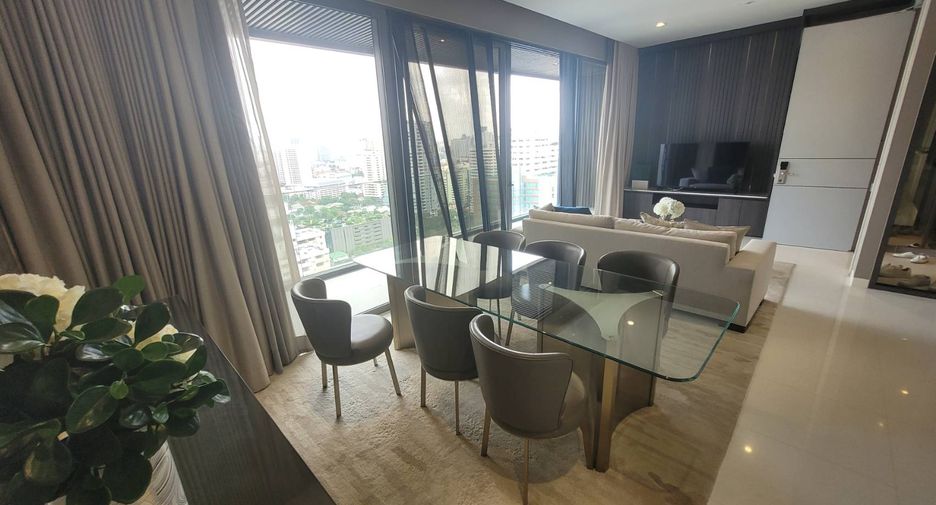 For rent 2 bedrooms condo in Khlong Toei, Bangkok