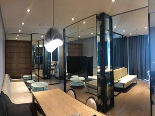 Condo en alquiler y en venta de 2 habitaciones en Khlong Toei, Bangkok