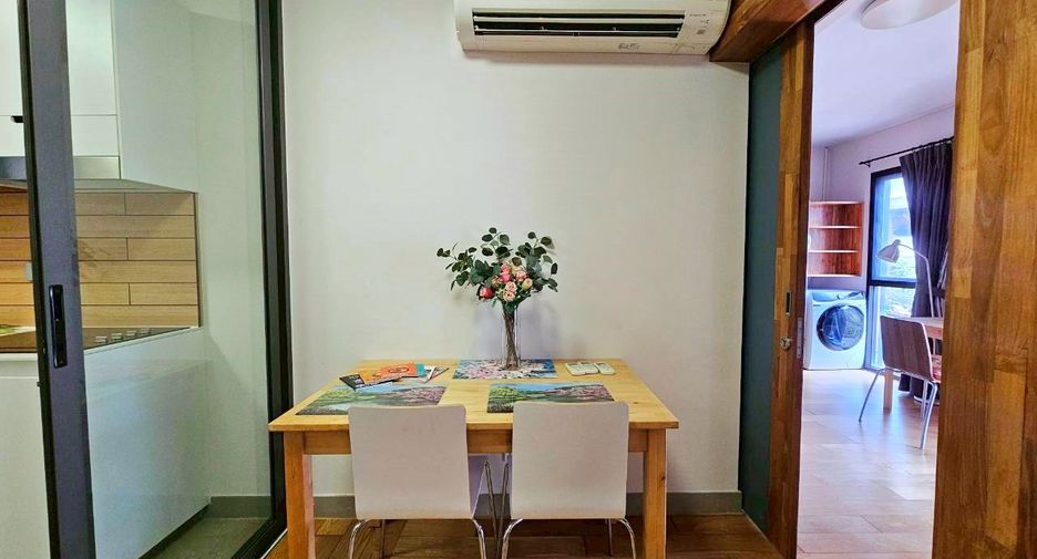 Condo en alquiler de 1 habitaciones en Khlong Toei, Bangkok