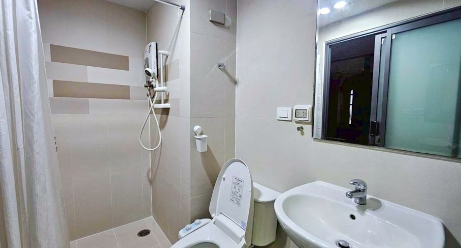 Condo en alquiler de 1 habitaciones en Khlong Toei, Bangkok