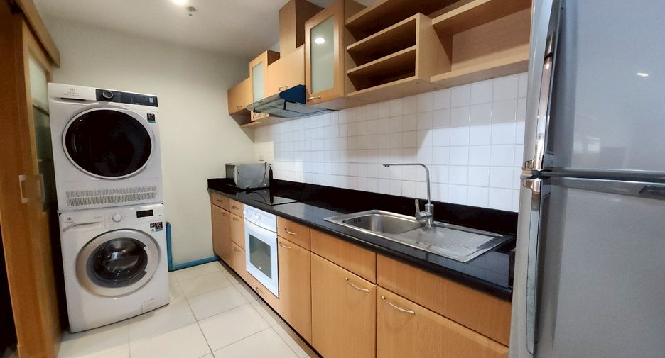 Wohnung zur Miete mit 2 Zimmer in Khlong Toei, Bangkok