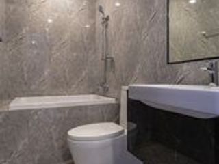 Condo en alquiler y en venta de 2 habitaciones en Khlong Toei, Bangkok