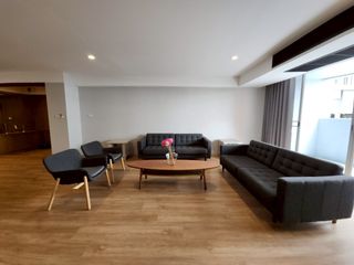 For rent 4 bedrooms condo in Khlong Toei, Bangkok