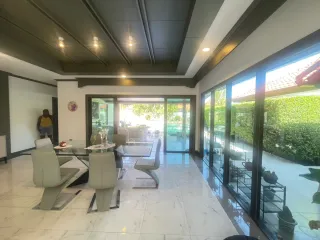 À louer 3 chambres maison à Huay Yai, Pattaya