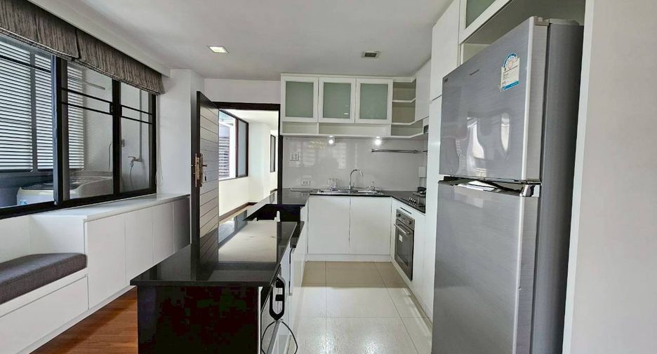 Condo en alquiler de 2 habitaciones en Khlong Toei, Bangkok