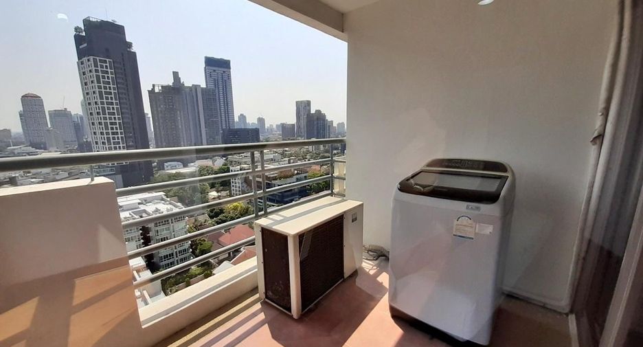For rent 1 bed condo in Khlong Toei, Bangkok