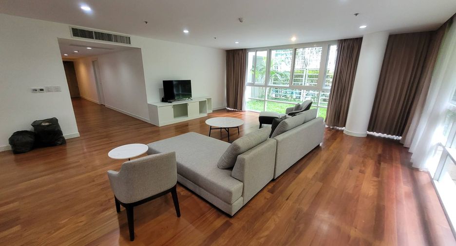 For rent 3 bedrooms condo in Watthana, Bangkok
