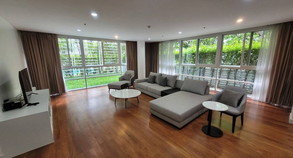 For rent 3 bedrooms condo in Watthana, Bangkok
