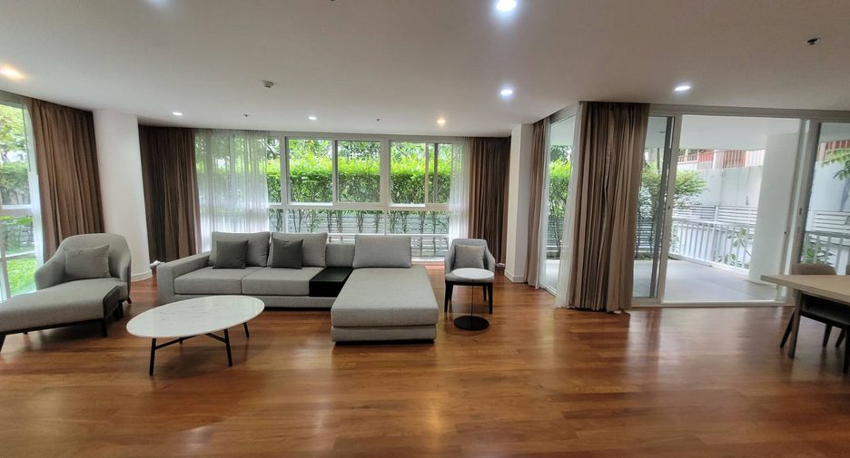 For rent 3 bedrooms condo in Watthana, Bangkok