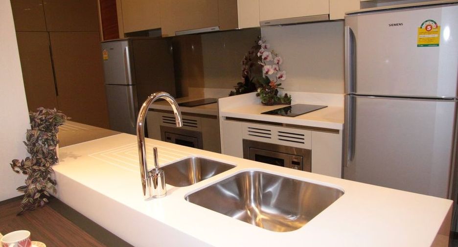 For rent 1 bed condo in Khlong Toei, Bangkok