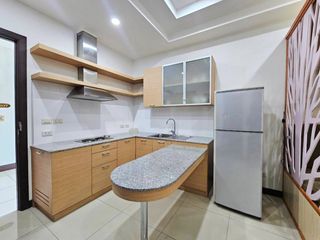 Аренда 1 кровать кондо в Кхлонг Тоеи, Бангкок