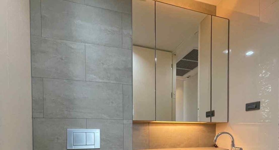 Condo en alquiler de 2 habitaciones en Khlong Toei, Bangkok