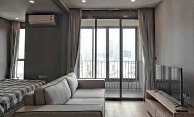 Wohnung zur Miete mit 1 Zimmer in Pathum Wan, Bangkok