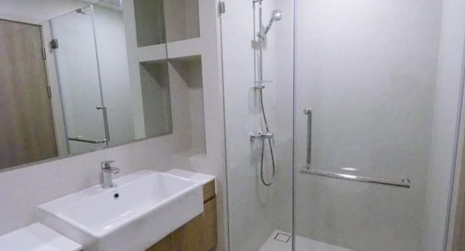 À louer 1 chambre condo à Khlong Toei, Bangkok