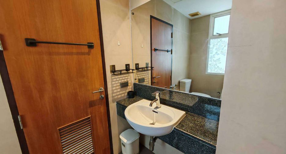 Condo en alquiler de 2 habitaciones en Watthana, Bangkok