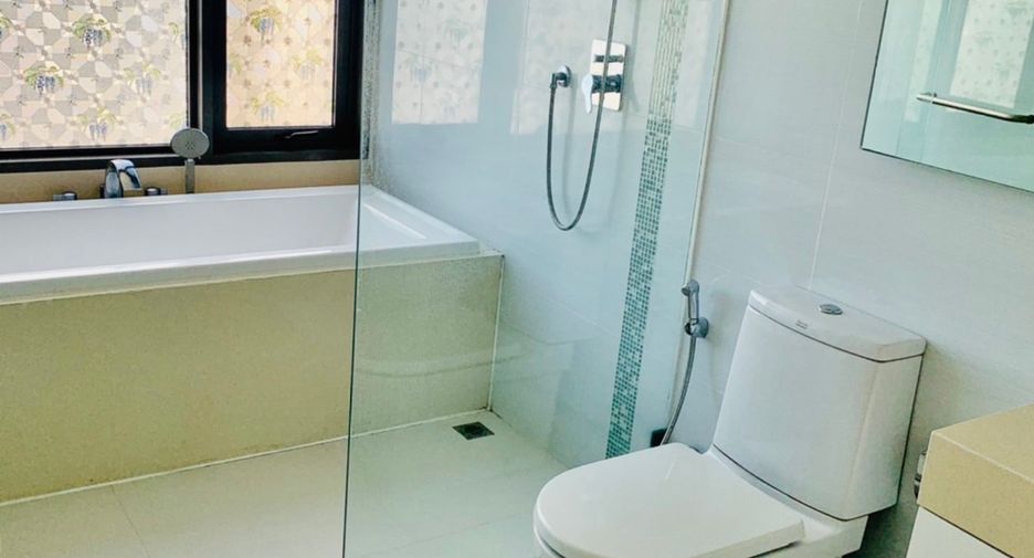 Condo en alquiler de 2 habitaciones en Sathon, Bangkok