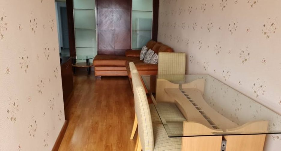 Condo en alquiler de 1 habitaciones en Khlong Toei, Bangkok
