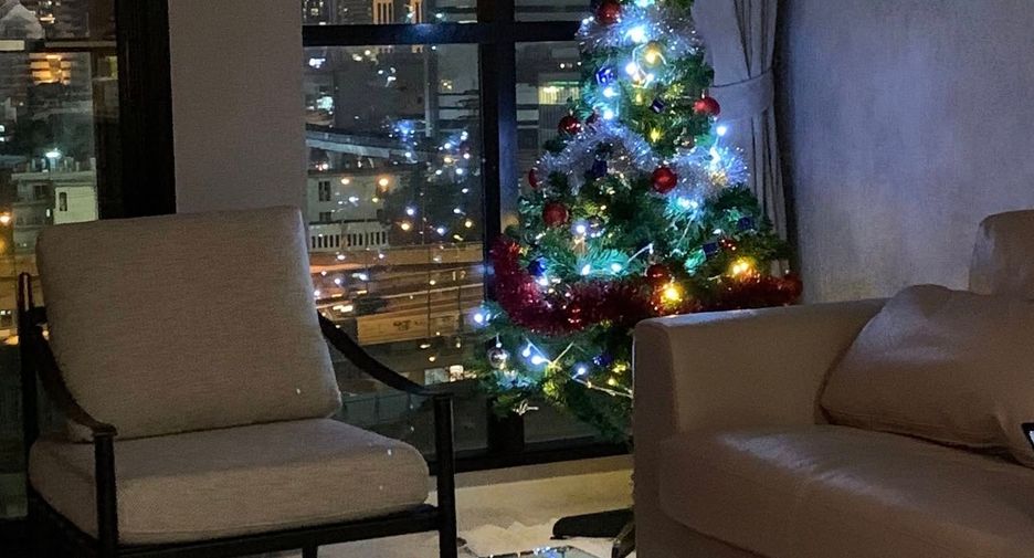 For rent 2 ベッドルーム condo in Pathum Wan, Bangkok