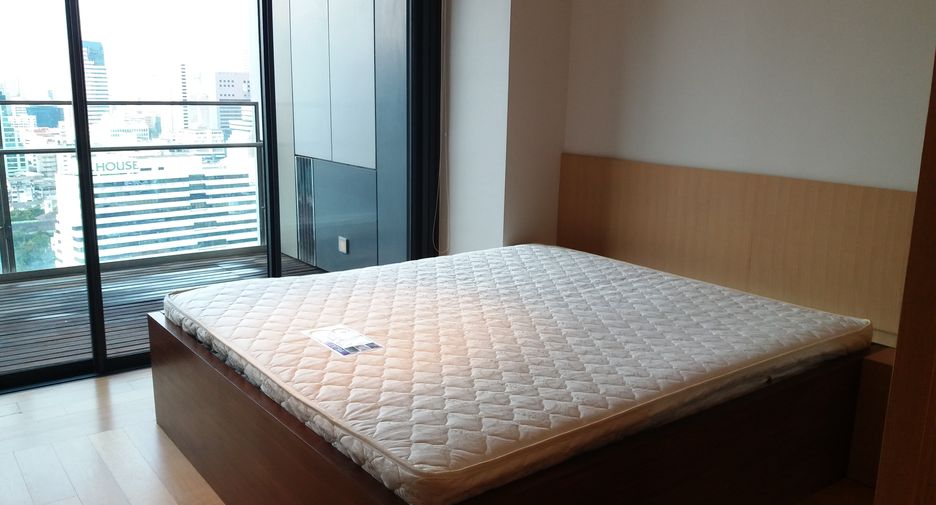 For rent 2 bedrooms condo in Sathon, Bangkok