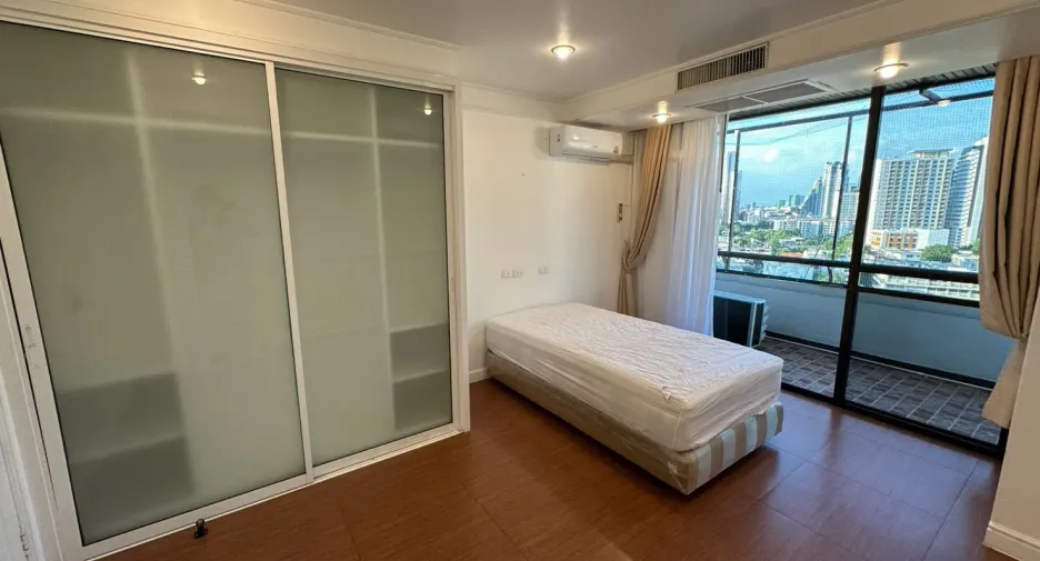 出租 3 卧室 公寓式住宅 在 Phaya Thai, 曼谷