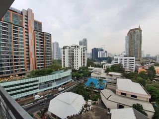 Condo en alquiler de 3 habitaciones en Watthana, Bangkok
