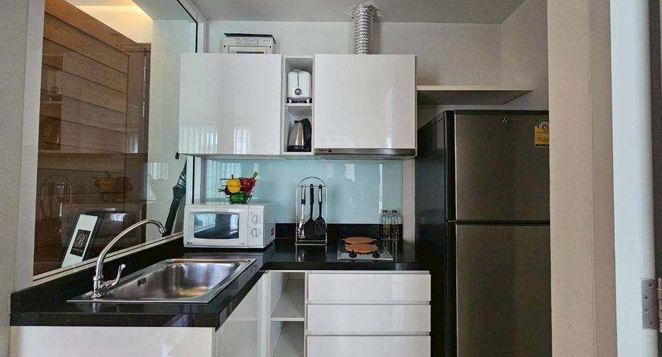 For rent 1 bed condo in Watthana, Bangkok