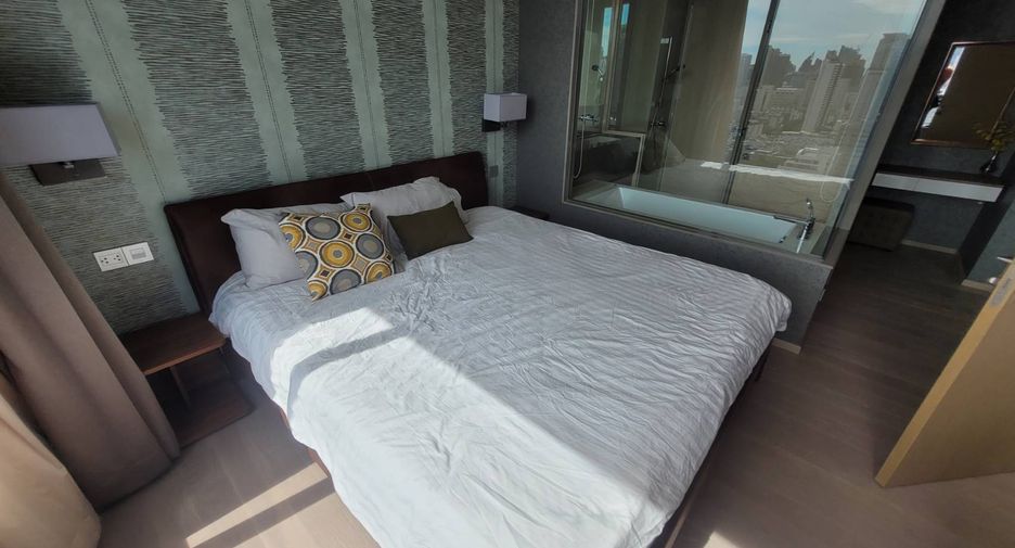 For rent 1 bed condo in Watthana, Bangkok