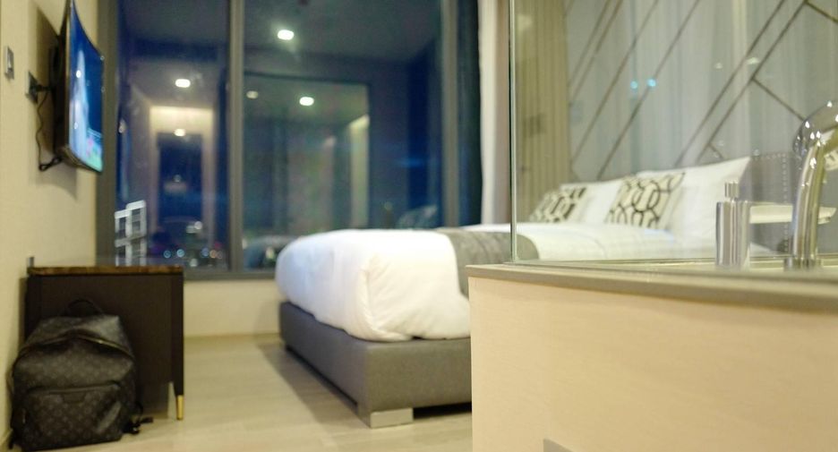 For rent 1 bed condo in Watthana, Bangkok