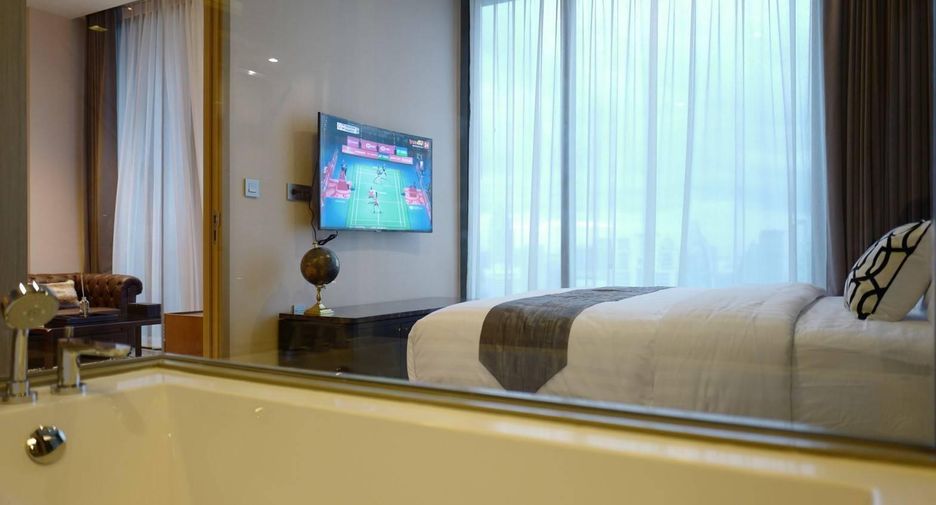 For rent 1 bed condo in Watthana, Bangkok