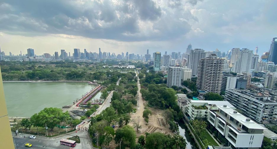 Wohnung zur Miete mit 2 Zimmer in Khlong Toei, Bangkok