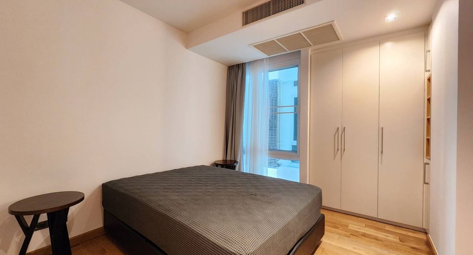 Condo en alquiler de 4 habitaciones en Khlong Toei, Bangkok