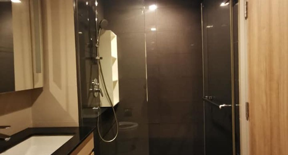 À louer et à vendre 2 chambres condo à Watthana, Bangkok