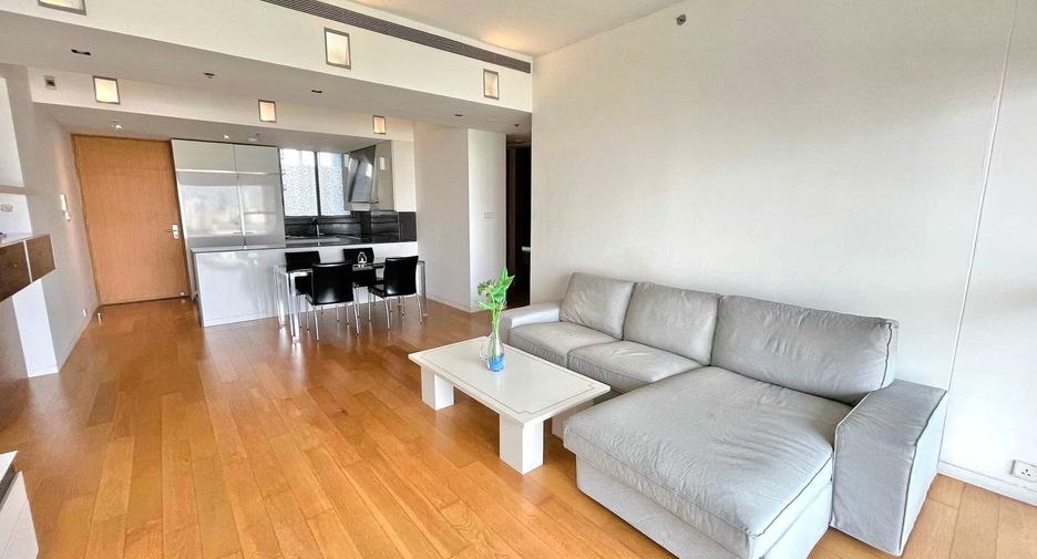 For rent 2 bedrooms condo in Sathon, Bangkok